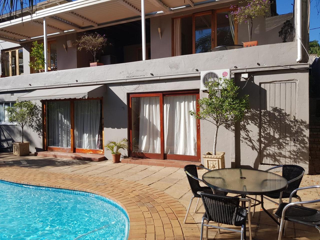 Mi Casa Su Casa Hotel Randburg ภายนอก รูปภาพ