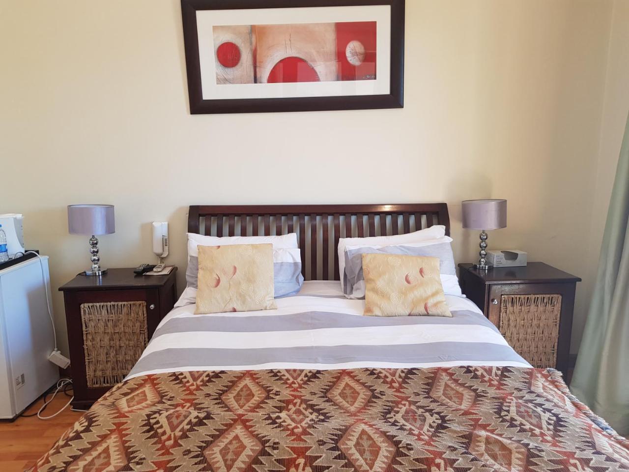 Mi Casa Su Casa Hotel Randburg ภายนอก รูปภาพ